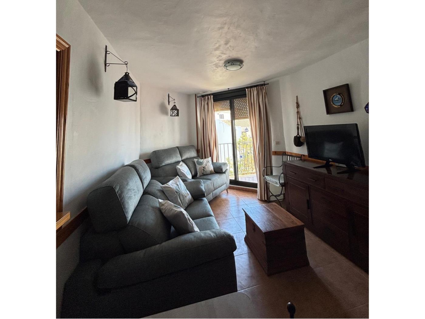 Apartment -
                                Zahara De Los Atunes -
                                3 bedrooms -
                                6 persons